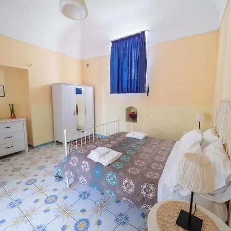 Antica Residenza La Vela Apartment *